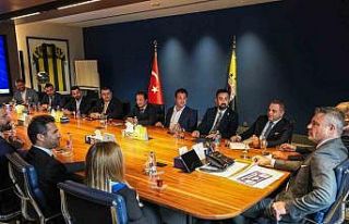 Fenerbahçe Başkanı Sadettin Saran, FBİAD’ı...