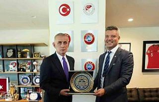 Fenerbahçe Başkanı Sadettin Saran, TFF Başkanı...