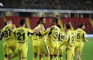 Fenerbahçe, Gaziantep FK’yı üst üste 10. kez...
