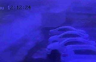 Fırtınanın konteyner ekmek büfesini ve çatıyı...