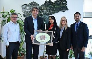 Fransız Belediye Başkan Yardımcısı Kartepe’de
