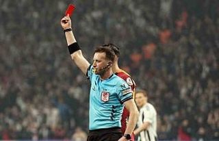 Galatasaray-Beşiktaş derbileri bol kırmızı kartlı...