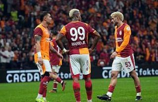 Galatasaray bu sezon ligde ilk kez puan kaybetti