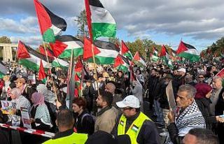 Gazze’de ateşkes sonrası Berlin’de 16 bin kişi...