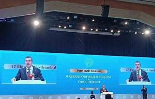 Gediz Kız Anadolu İmam Hatip Lisesi’nin "Kırık...