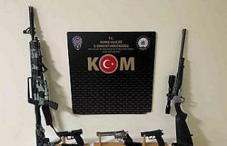 Gemlik’te ruhsatsız silah imalatına 4 gözaltı