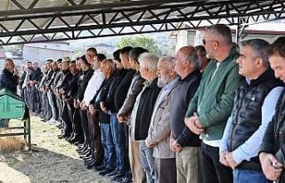 Halı sahada rahatsızlanan üniversiteli genç hayatını...