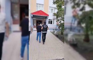Hatay’da hapis cezası ile aranan 2 şahıs yakalandı