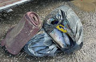 Hatay’da şiddetli yağış: Araçlarında mahsur...