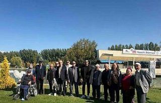 Huzurevinde kalan yaşlılar için gezi düzenlendi