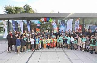 İnegöl’de bilim şöleni başladı