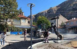 İnönü’de asfalt onarım çalışmaları devam...