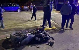 İş makinesi ile çarpışan motosikletli ağır...