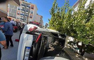 Isparta’da üç aracın karıştığı kazada 5...