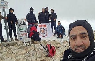 İZAKUT’tan Uludağ zirvesine tırmanış