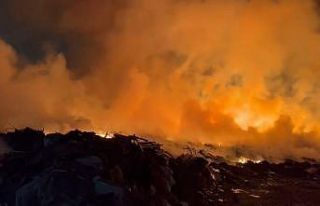 Kapaklı’da hurdalık yangını korkuttu