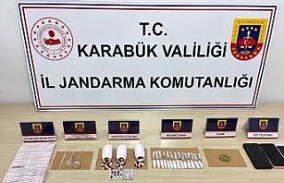 Karabük’te jandarmadan uyuşturucu operasyonu:...