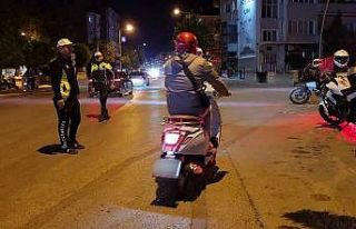 Karaman’da motosiklet denetimlerinde 387 sürücüye...