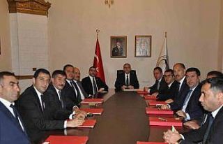 Kars’ta evlenecek gençler desteklenecek