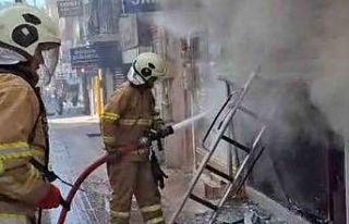 Kırıkkale’de telefon mağazasında korkutan yangın