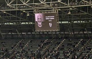 Kocaelispor, Gri Koray’ı unutmadı