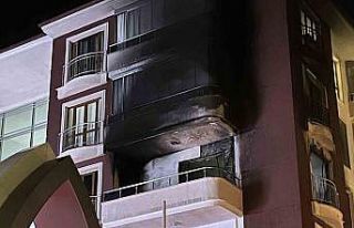 Konya’da apartmandan alevler yükseldi