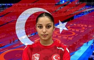 Köyceğizli güreşçi Ayşe Eygi Milli Takım kampında