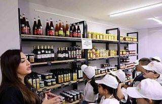 Lider Çocuk Tarım Kampı öğrencilerine kadınların...