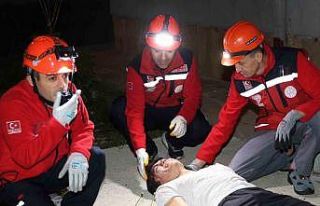 Lise pansiyonunda kurtarma tatbikatı