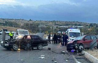 Malatya’da iki aracın çarpıştı kazada 3 kişi...