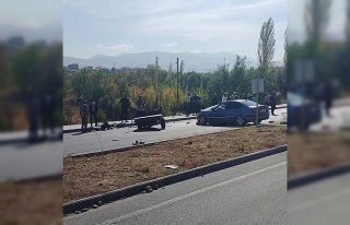 Malatya’da üç aracın karıştığı kazada, 1’i...