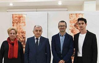 Manisa yöresinin motifleri modern tasarımla SAÜ’de...