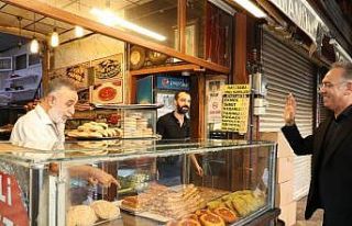 Mehmet Kuş, haftaya esnafla buluşarak başladı