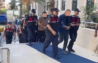 Mersin’de fuhuş operasyonu: 3 tutuklama