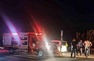 Mersin’de iki otomobil çarpıştı: 1 ölü, 4...