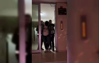 Metroda oyuncak tüfekle video çeken genç gözaltına...