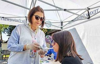 Mobil ekipler vatandaşları sigara bırakmaya teşvik...