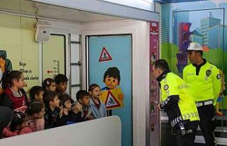 Muş’ta 605 öğrenciye trafik eğitimi verildi