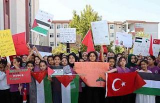 Öğrencilerden Filistin için farkındalık etkinliği