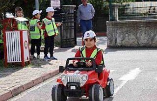 Öğrencilere trafik bilinci aşılanıyor