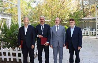 Oltu’da din görevlileri vefa yemeğinde buluştu