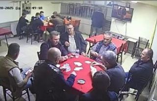 Oyunu bırakıp kaçtılar