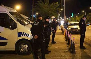 Polisten üniversite çevresinde asayiş ve trafik...