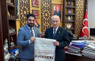 Roman toplumu projelerini Devlet Bahçeli’yle anlattılar