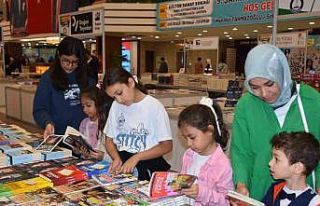 Şahinbey Belediyesi’nin 9’uncu kitap fuarı kapılarını...