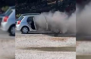 Sakar Geçidi’nde araç yangını