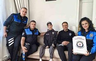 Samet’in polis üniforması giyme hayali gerçek...