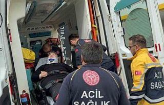 Samsun’da dolmuş minibüs kaldırıma çarptı:...