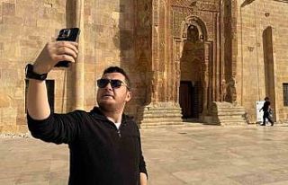 Sanat ve inancın taşa işlendiği Divriği Ulu Cami,...