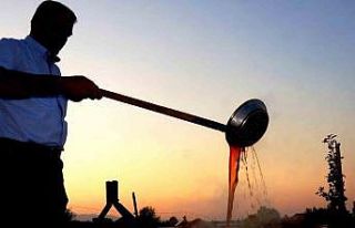 Sarıgöl’de pekmez köpüğü geleneği yaşatılıyor